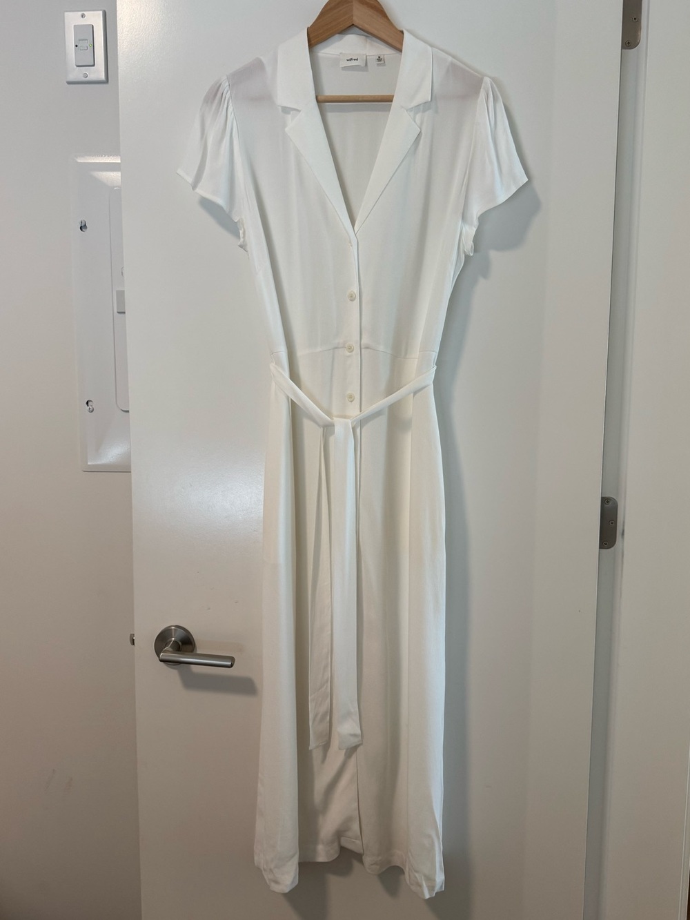 Wilfred White Button-Front Midi Dress with Tie Waist